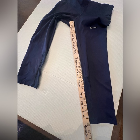 NIKE DRI FIT NAVY BLUE SIZE SMALL ANKLE RUNNING LEGGINGS - Picture 3 of 13